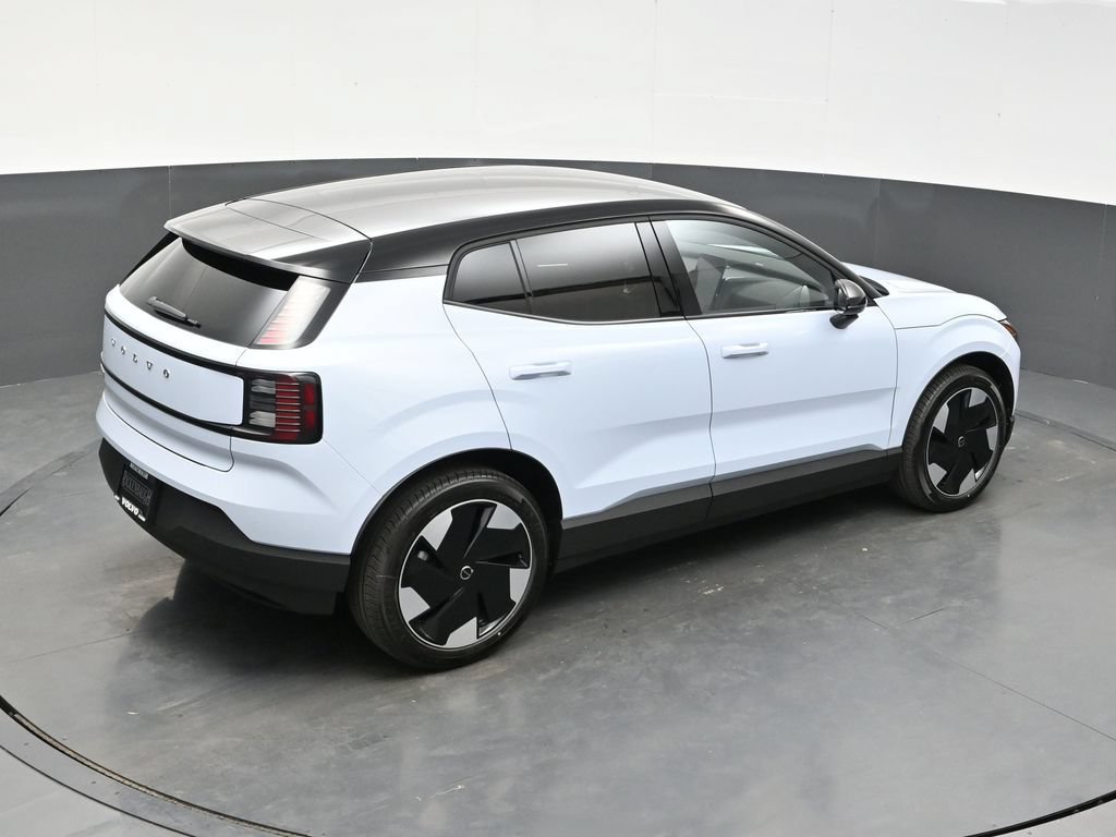 New 2026 Volvo EX30 Plus w/ Climate Package RWD image 22