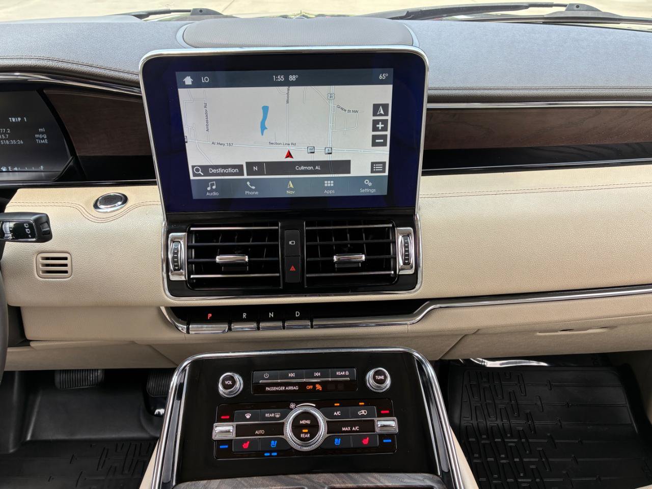 Used 2019 Lincoln Navigator Reserve w/ Cargo Package AWD/4WD image 23