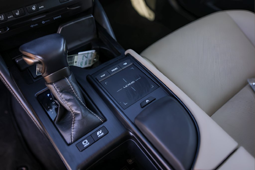 Used 2021 Lexus ES 300h w/ Premium Package FWD image 20