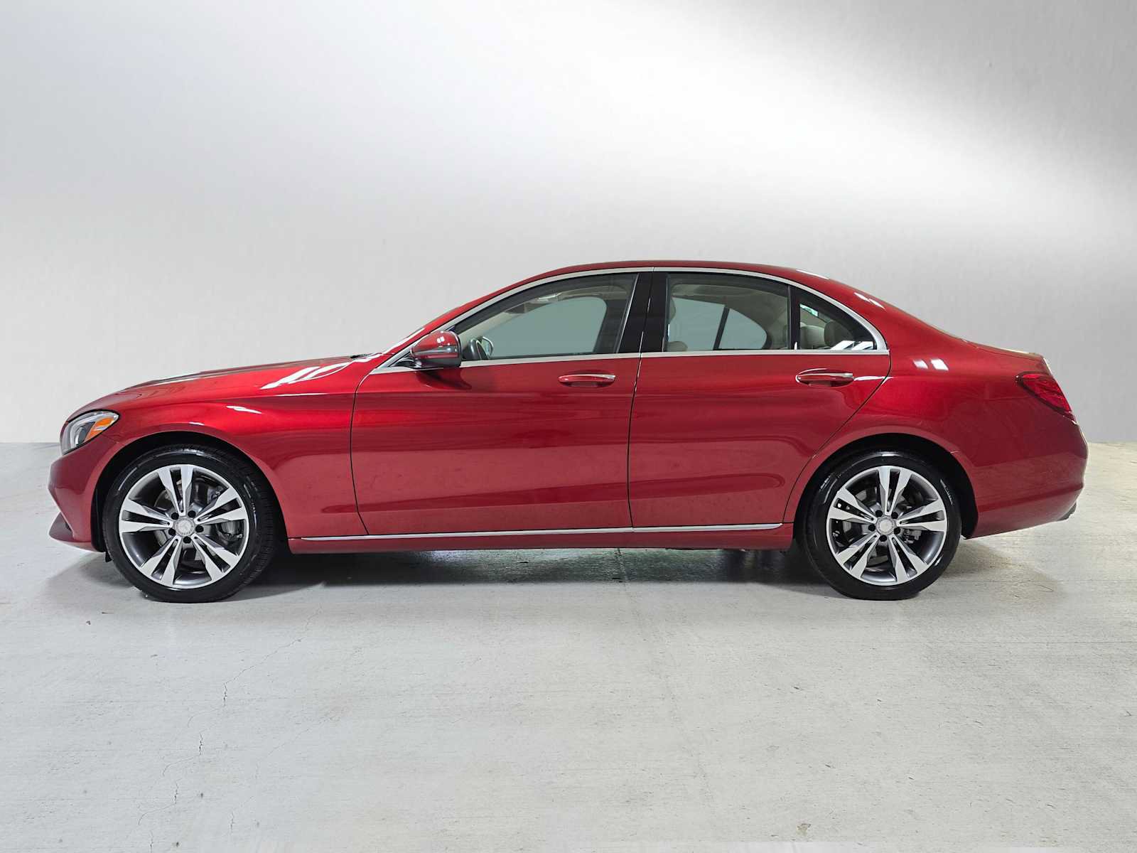 Certified 2016 Mercedes-Benz C 300 4MATIC Sedan image 6