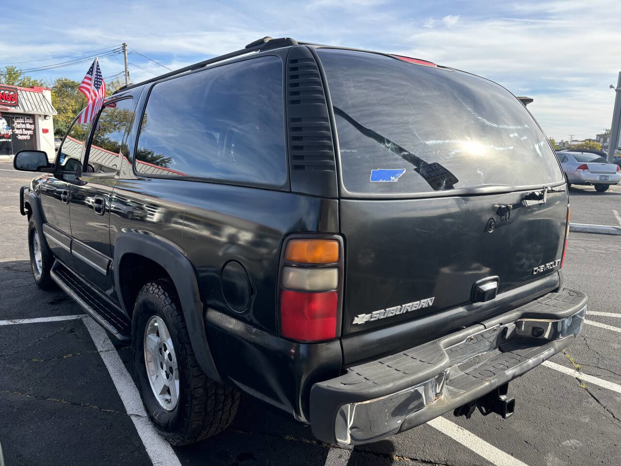 Used 2005 Chevrolet Suburban LT w/ Preferred Equipment Group image 5
