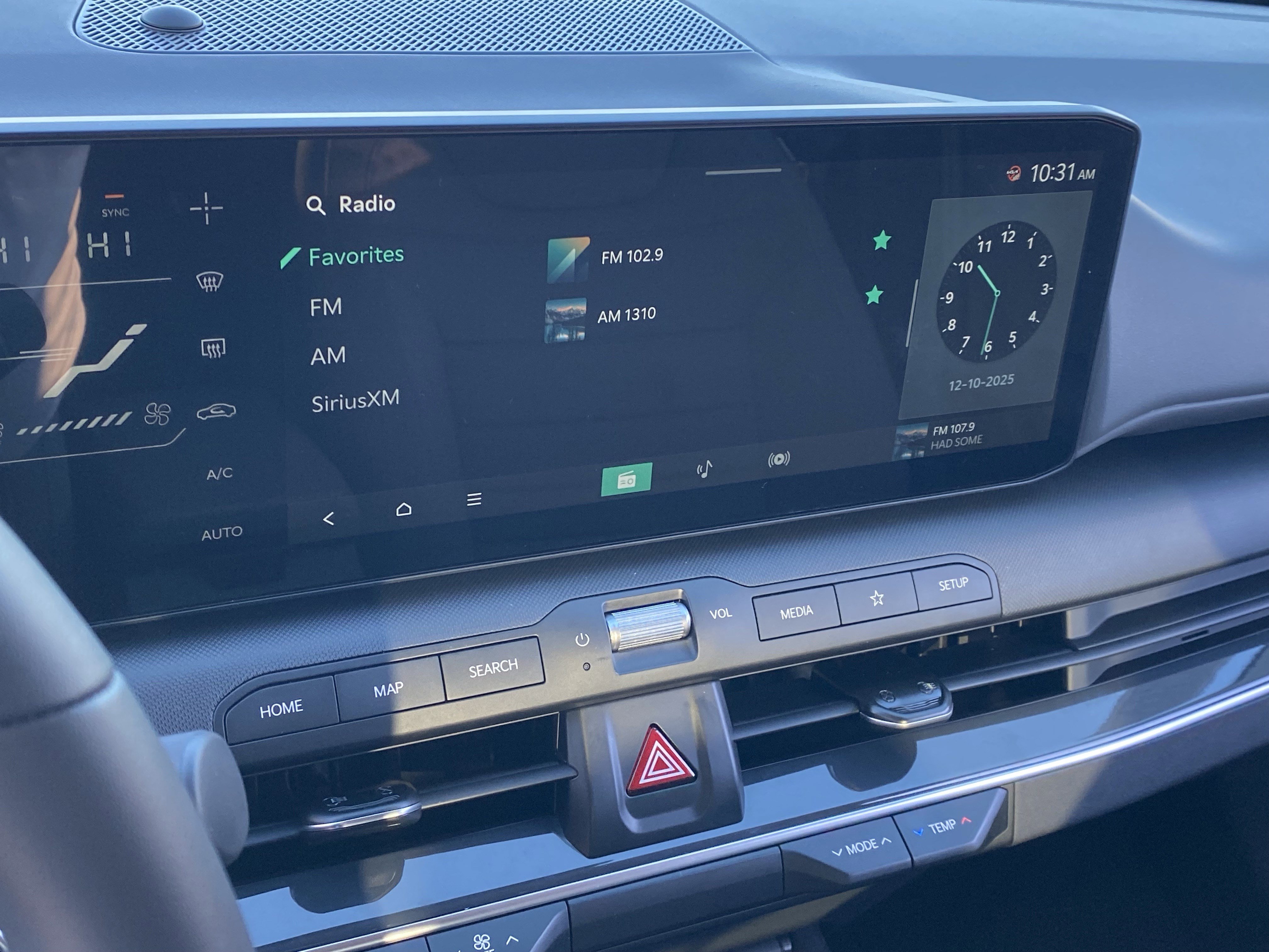 New 2025 Kia K4 EX image 24