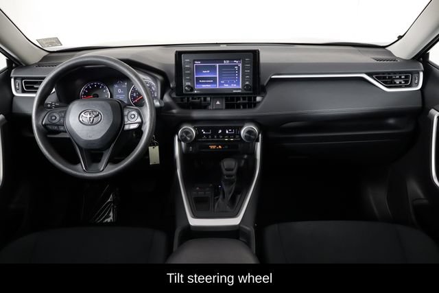 Used 2020 Toyota RAV4 LE FWD image 13