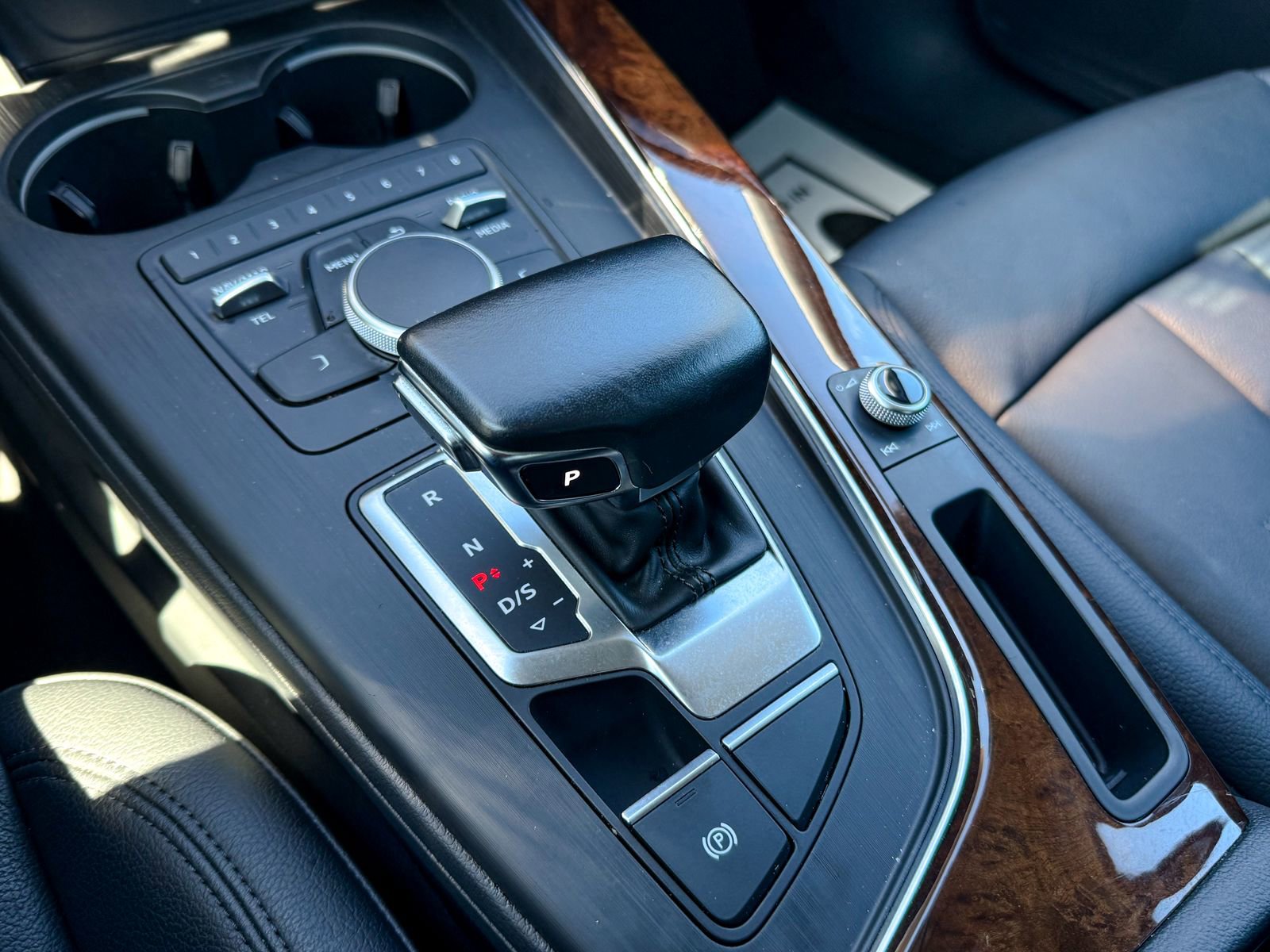 Used 2019 Audi A4 2.0T Premium w/ Convenience Package AWD/4WD image 26