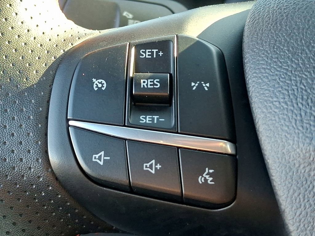 Used 2024 Ford Escape ST-Line image 20