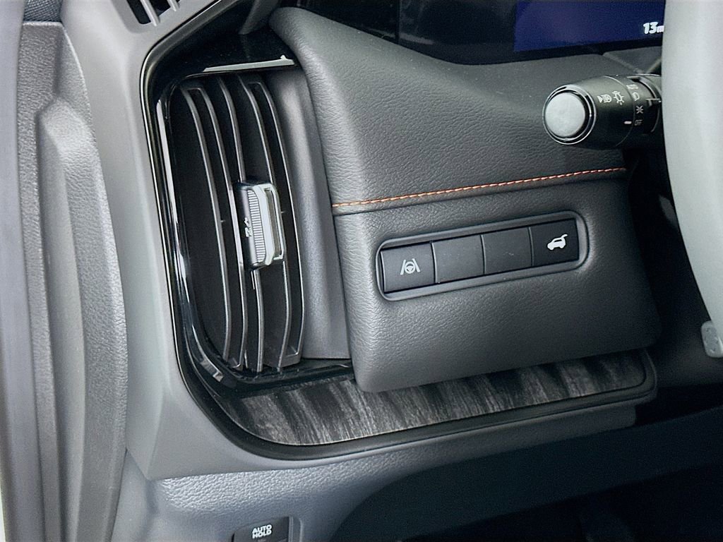 New 2026 Nissan Armada PRO-4X image 15