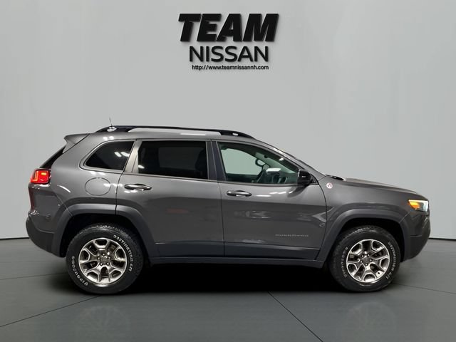Used 2022 Jeep Cherokee Trailhawk w/ Trailer Tow Group AWD/4WD image 8
