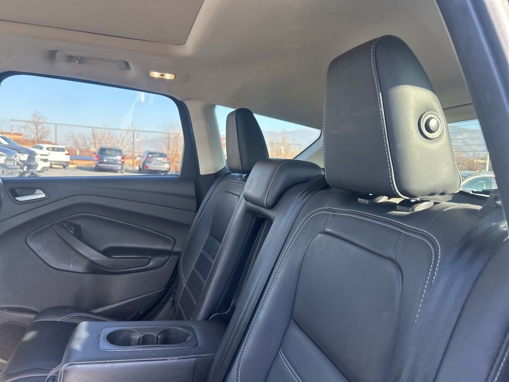 Used 2019 Ford Escape SEL image 19