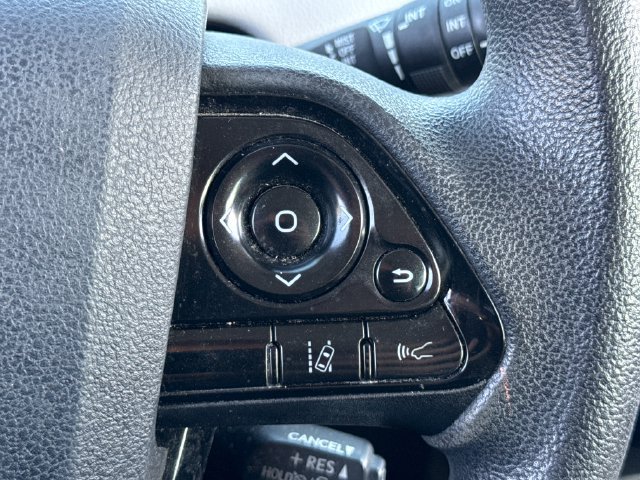 Used 2019 Toyota Prius LE FWD image 30