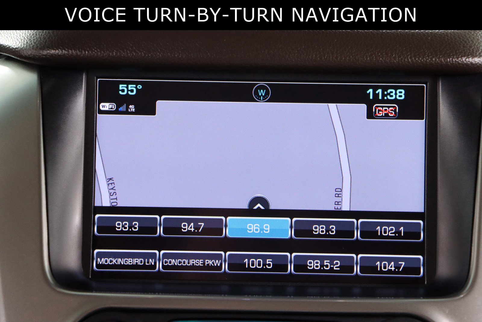 Used 2018 Chevrolet Suburban LT image 19