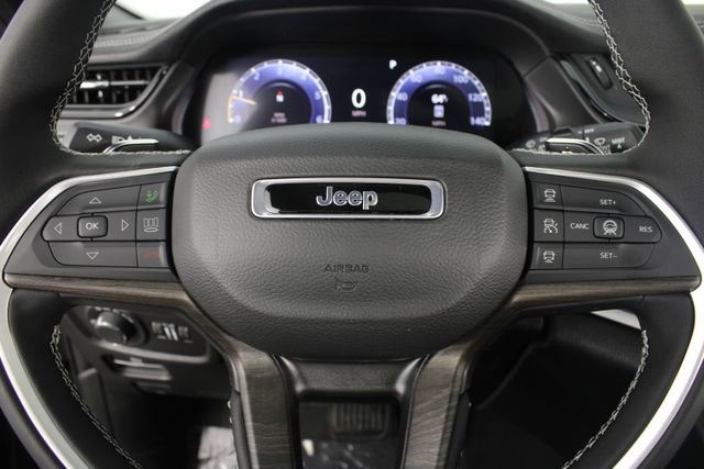 New 2026 Jeep Grand Cherokee 4WD image 13