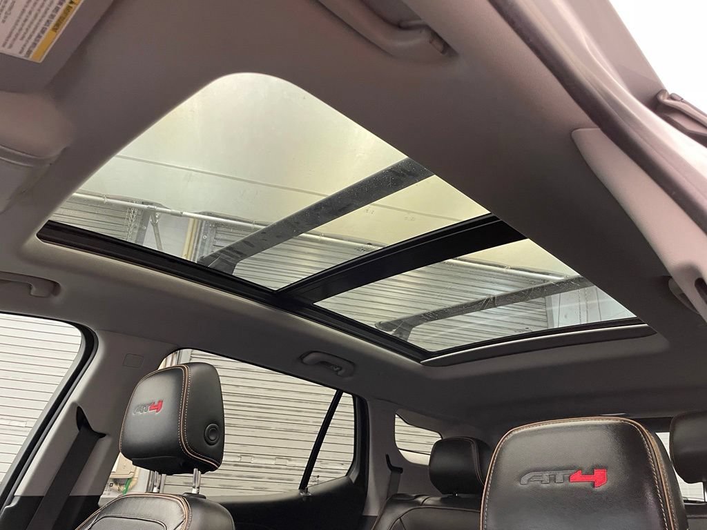 Used 2022 GMC Terrain AT4 w/ LPO, Cargo Package AWD/4WD image 18