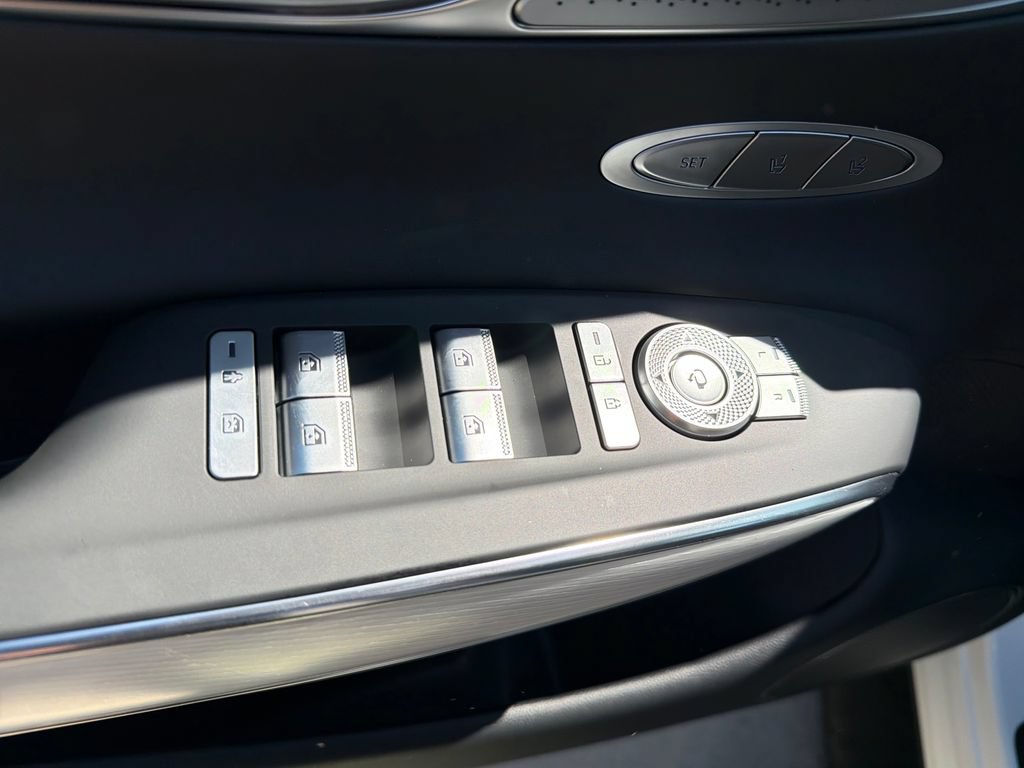 New 2026 Genesis GV70 2.5T Advanced AWD/4WD image 11