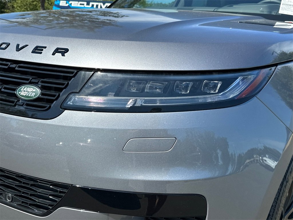 New 2025 Land Rover Range Rover Sport Dynamic SE image 7