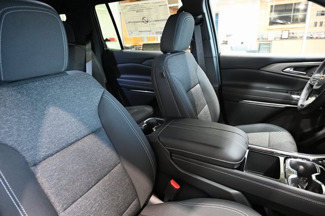 New 2026 Chevrolet Traverse LT w/ LPO, Floor Liner Package image 8