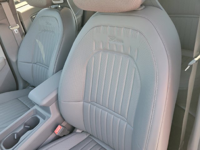New 2027 Kia Seltos X-Line S w/ X-Line S Premium Package AWD/4WD image 14