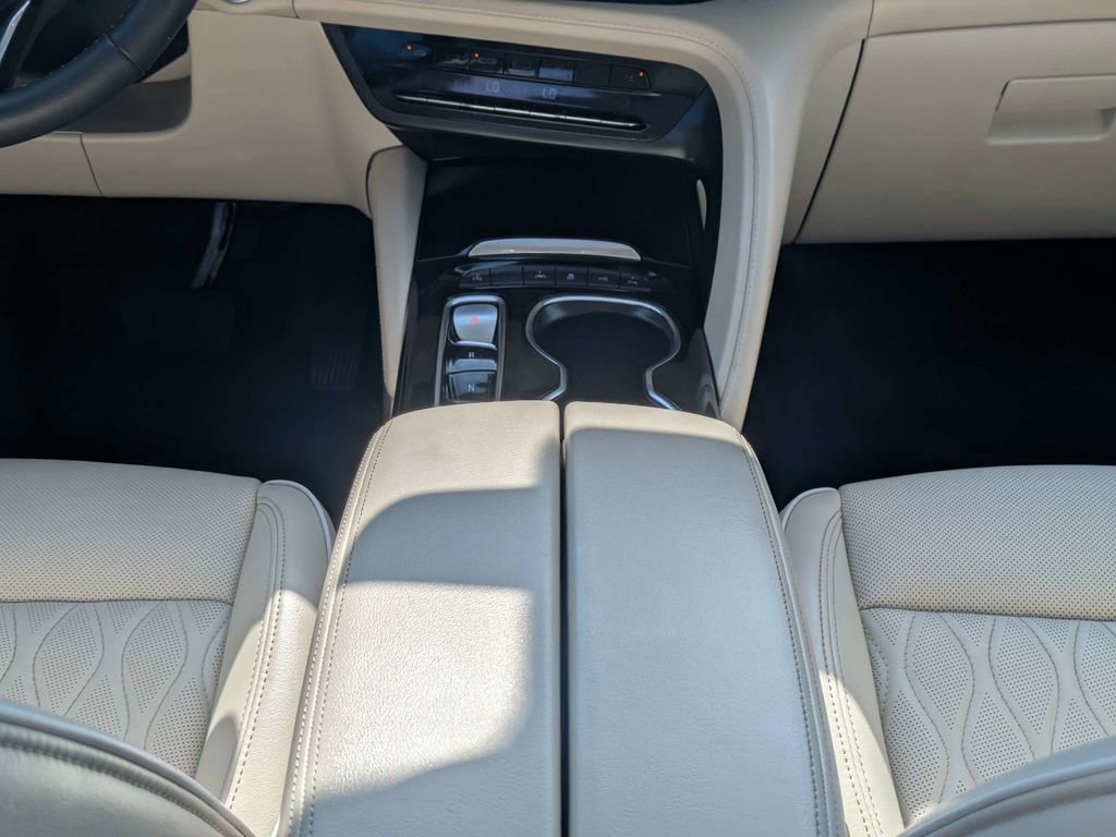 Used 2023 Buick Envision Avenir FWD image 20
