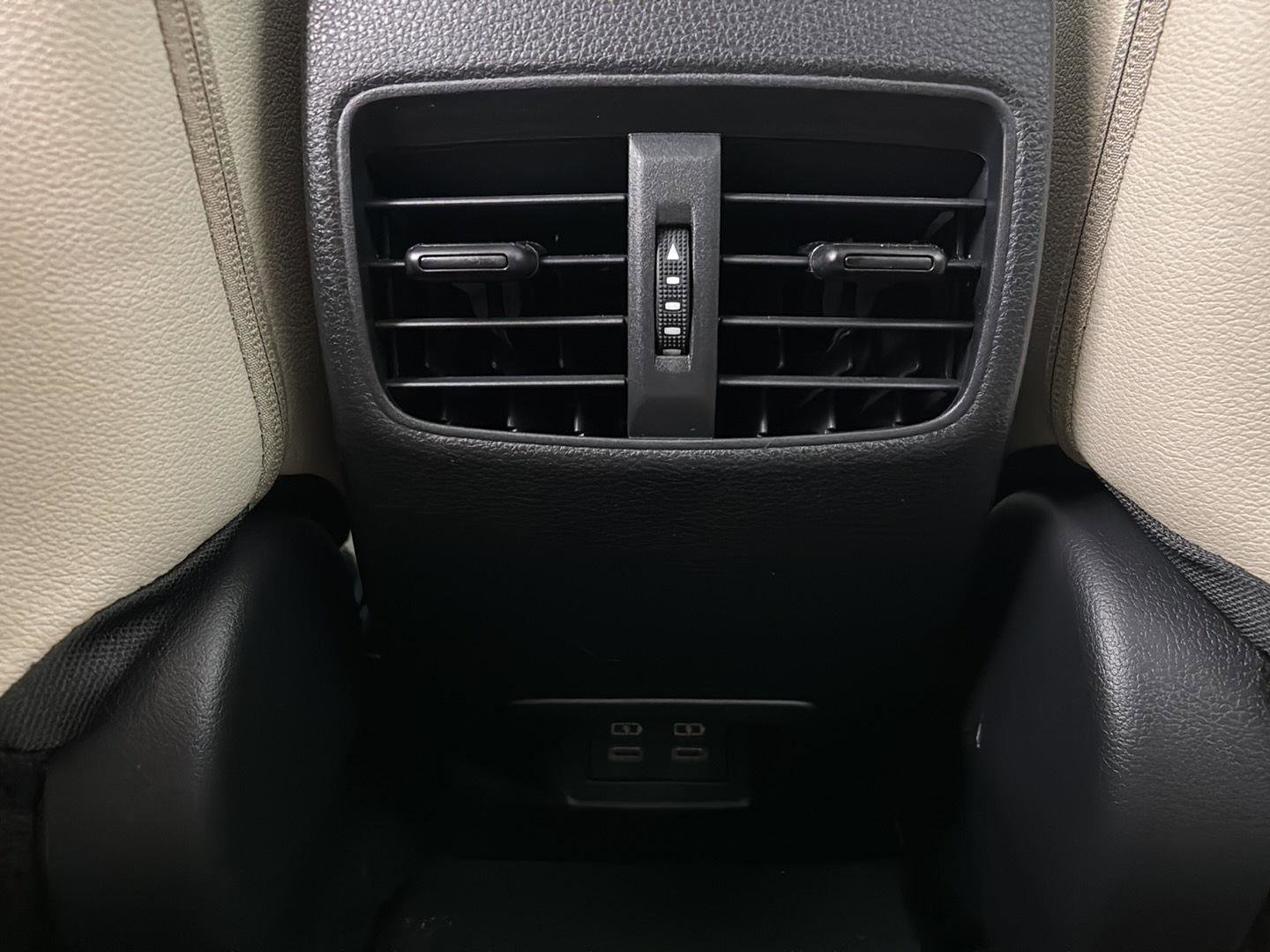 Used 2023 Toyota Corolla Cross XLE w/ Convenience Package image 38