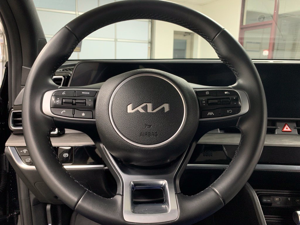 Used 2023 Kia Sportage X-Line w/ X-Line Premium Package AWD/4WD image 17