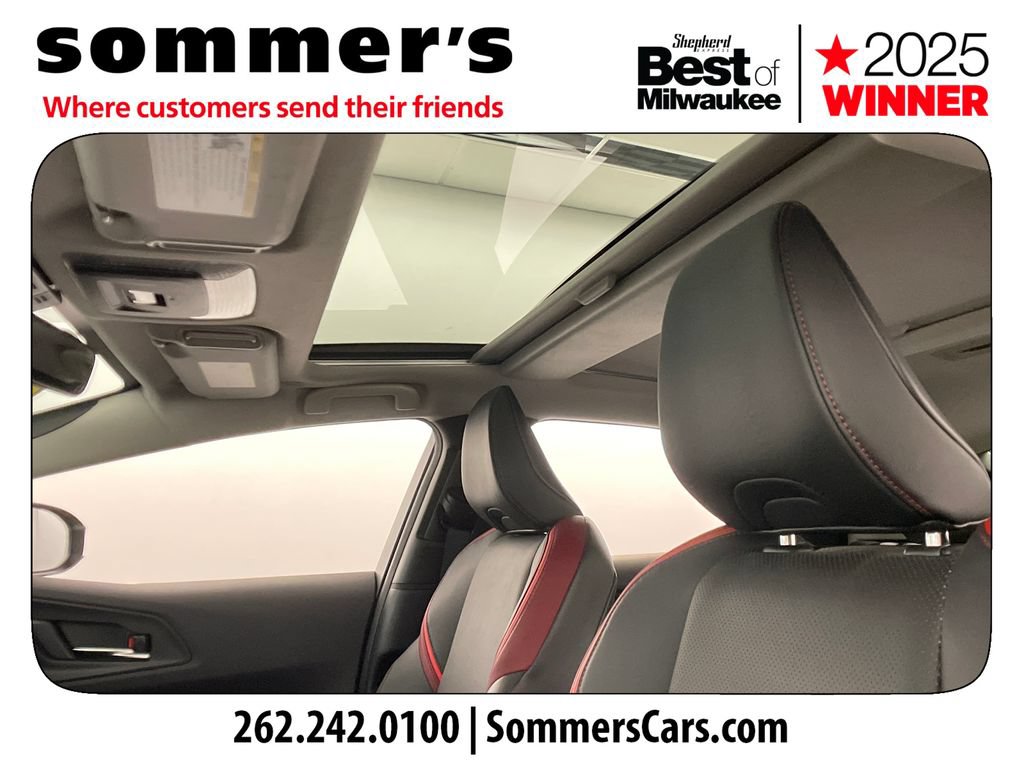 Used 2023 Toyota Prius Prime Premium FWD image 18