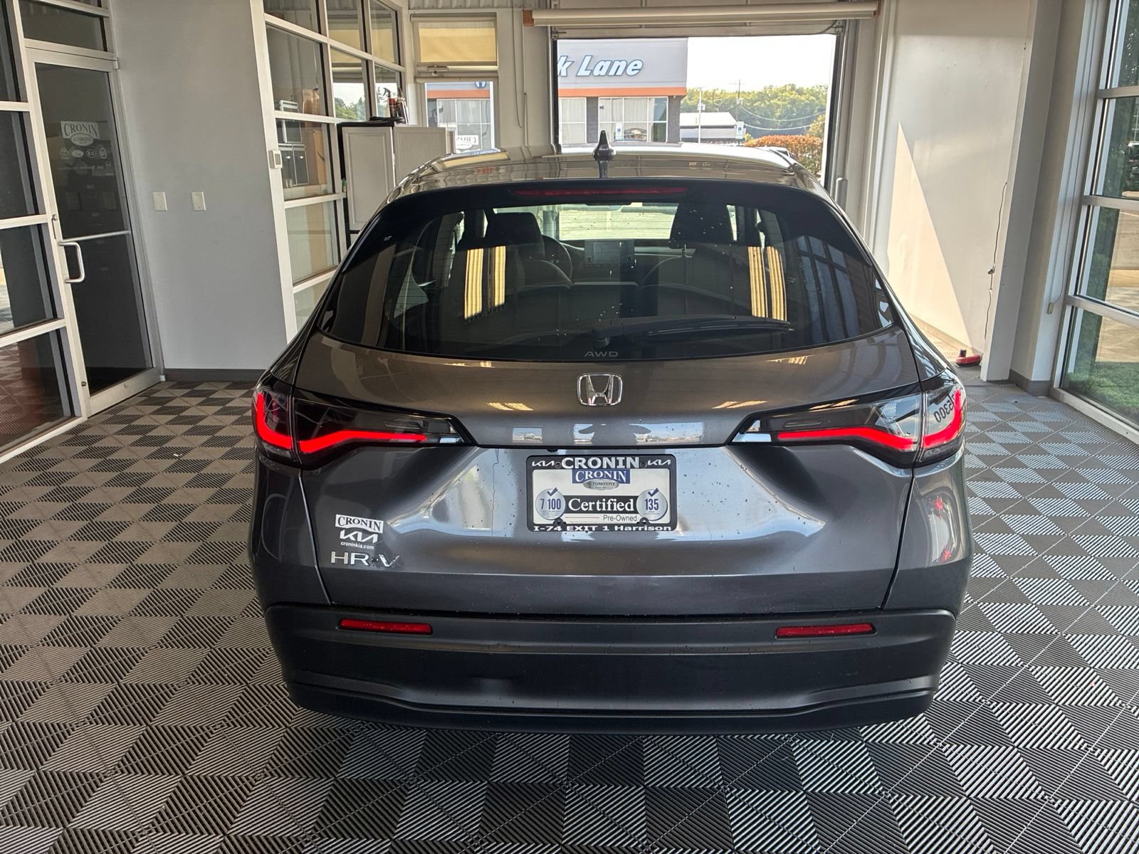 Used 2024 Honda HR-V LX image 5