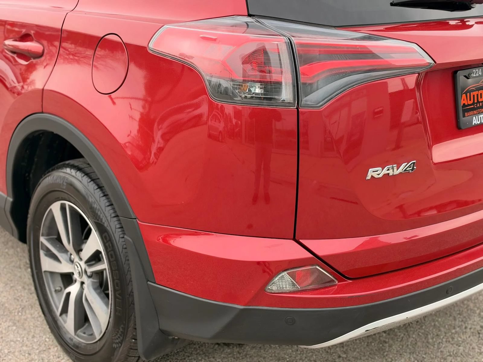 Used 2016 Toyota RAV4 XLE AWD/4WD image 40