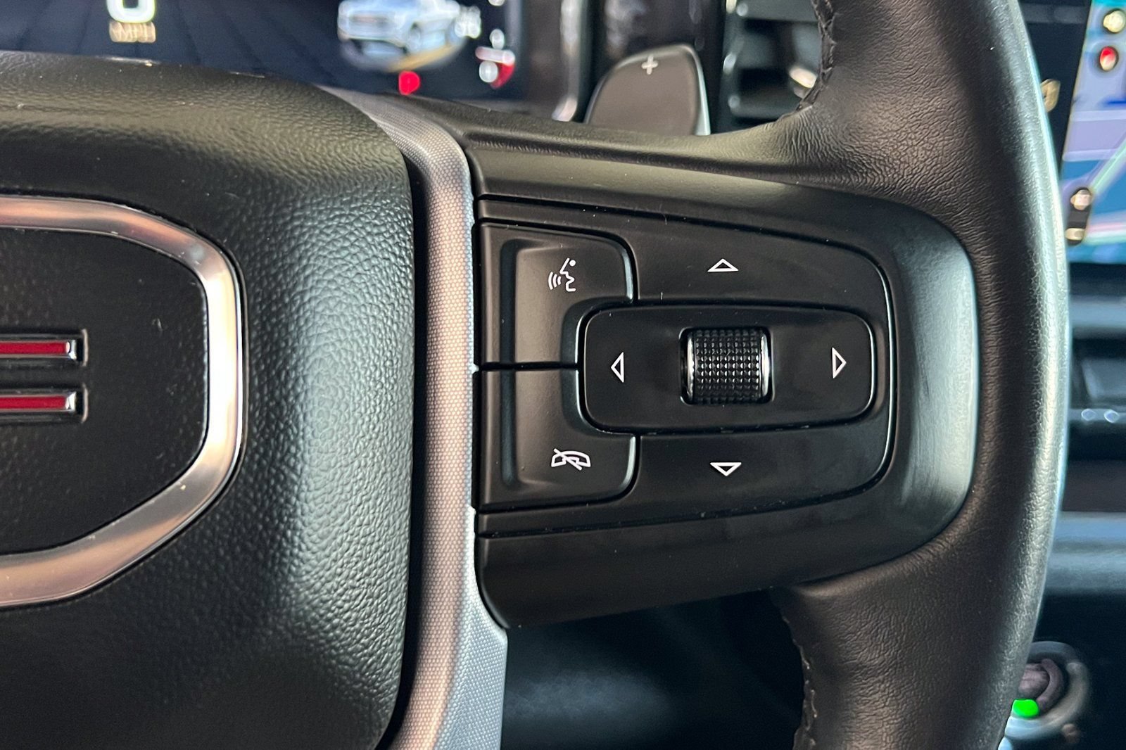 Used 2023 GMC Sierra 1500 SLT w/ SLT Premium Package AWD/4WD image 28