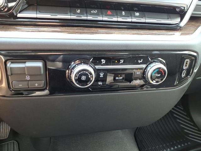 New 2026 GMC Sierra 3500 SLE AWD/4WD image 18