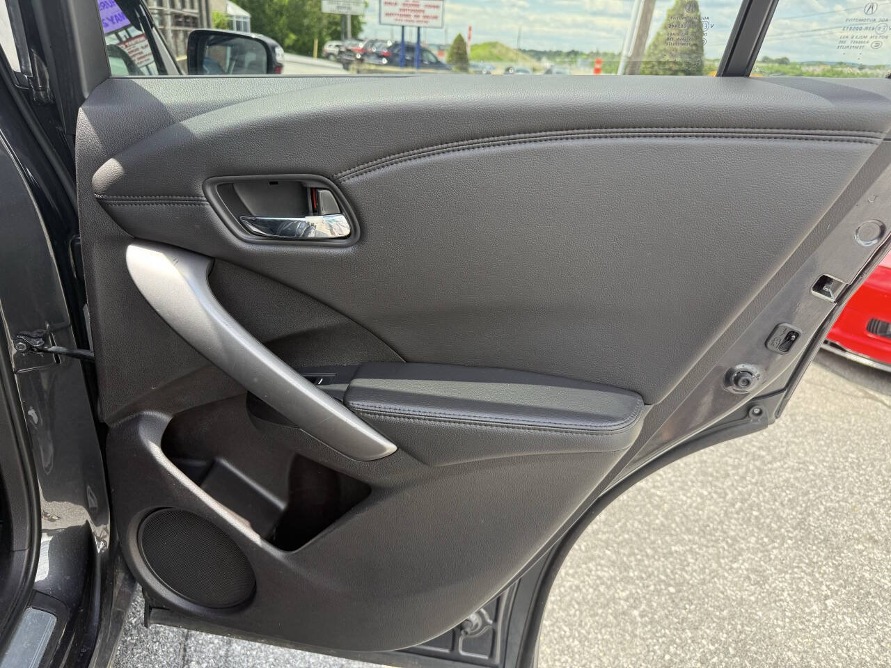Used 2015 Acura RDX AWD w/ Technology Package image 18