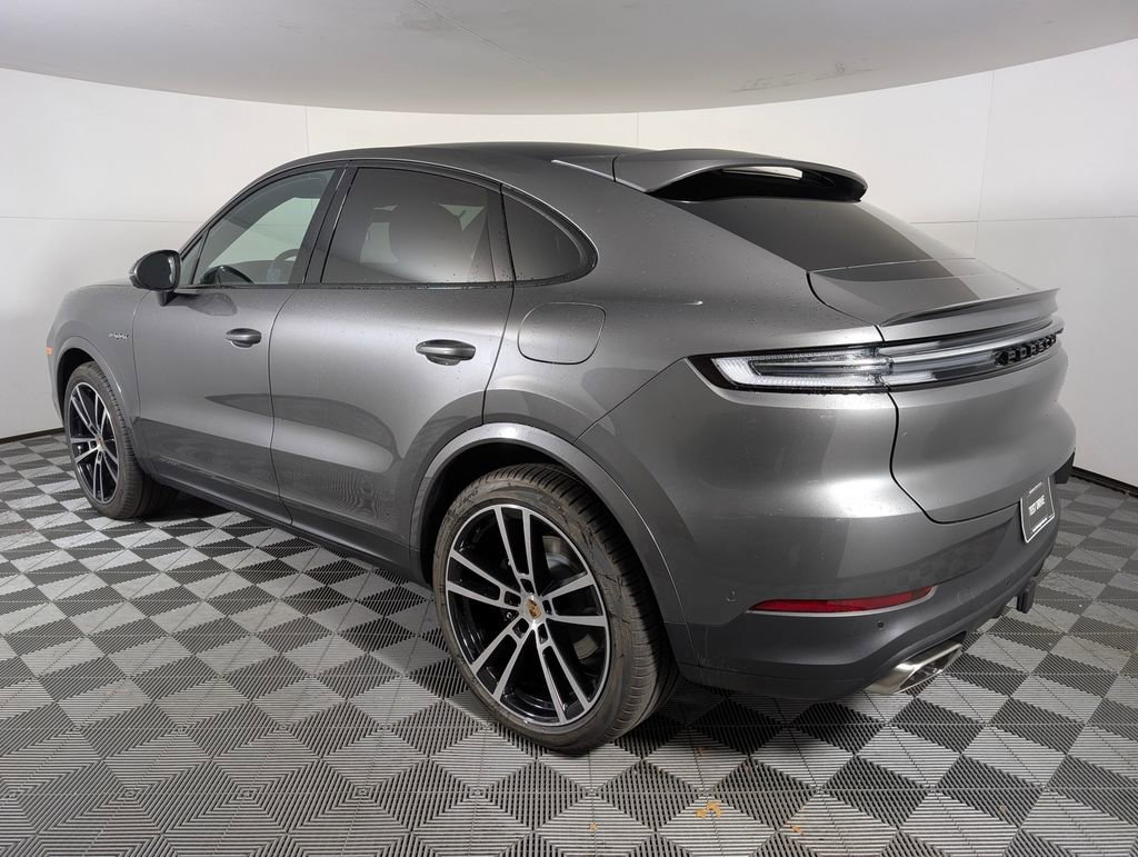 New 2026 Porsche Cayenne E-Hybrid Coupe image 3