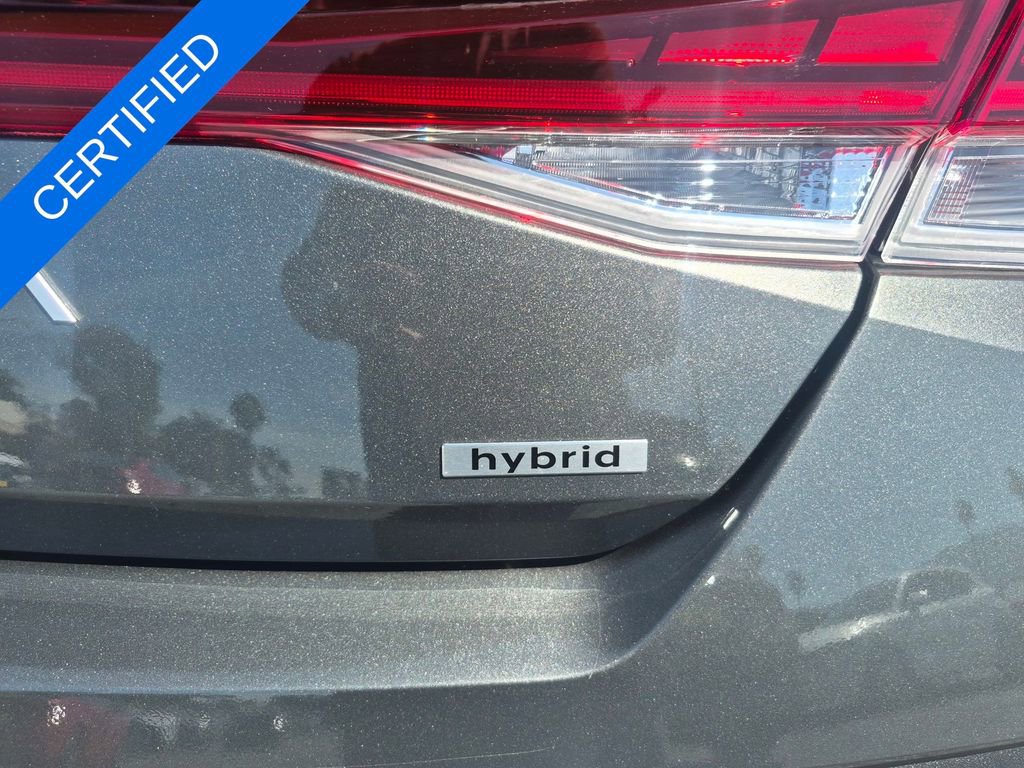 Used 2025 Hyundai Elantra SEL image 13