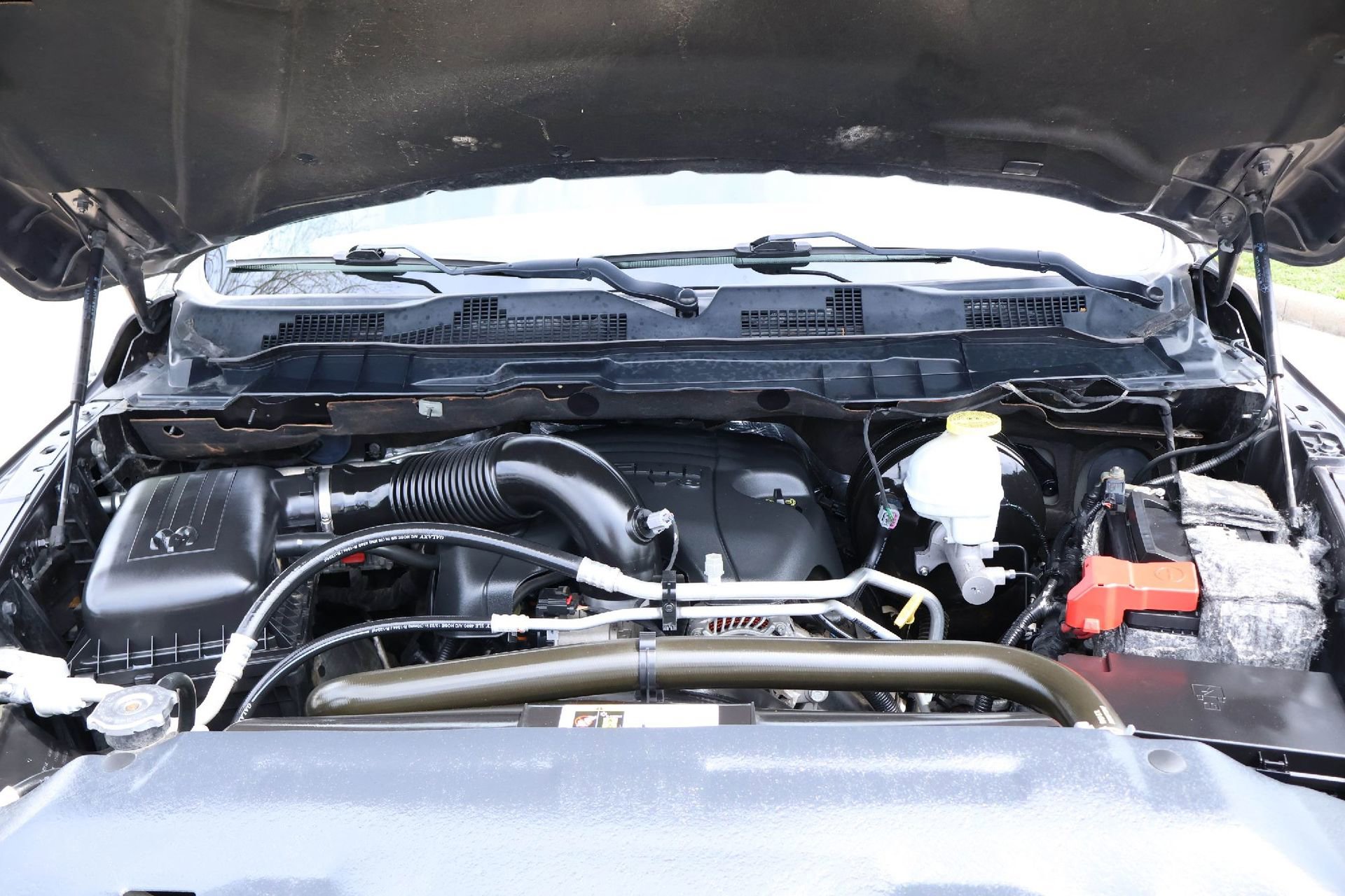 Used 2019 RAM 1500 Lone Star image 9