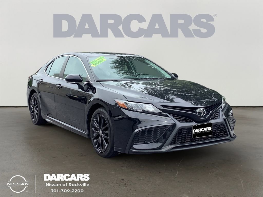 Used 2022 Toyota Camry SE