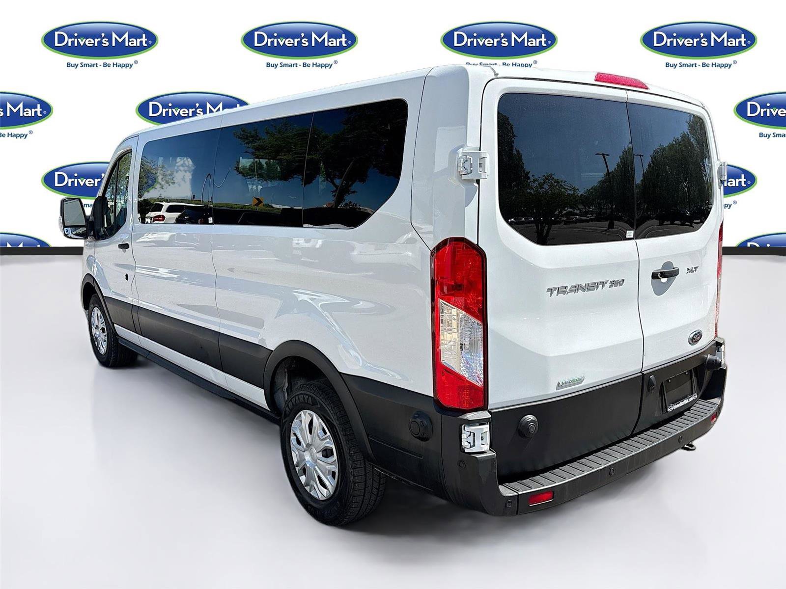 Used 2024 Ford Transit 350 XLT RWD image 5