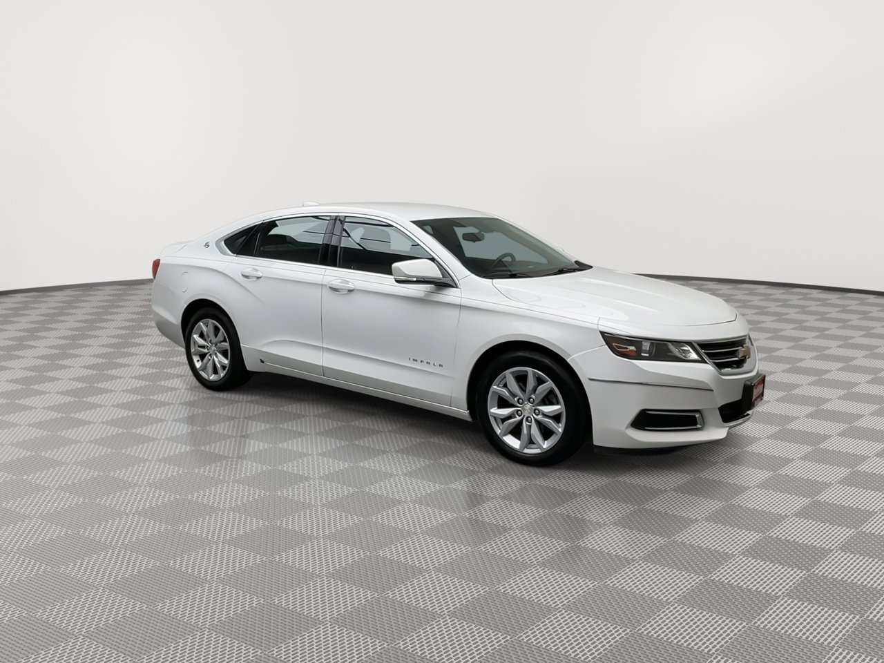 Used 2017 Chevrolet Impala LT FWD image 34
