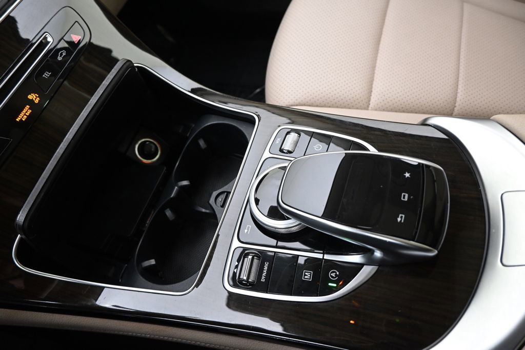 Used 2016 Mercedes-Benz GLC 300 4MATIC image 31