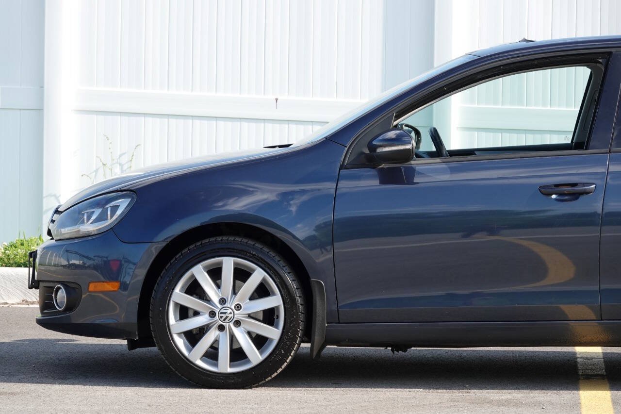 Used 2011 Volkswagen Golf TDI w/ Cold Weather Pkg FWD image 12