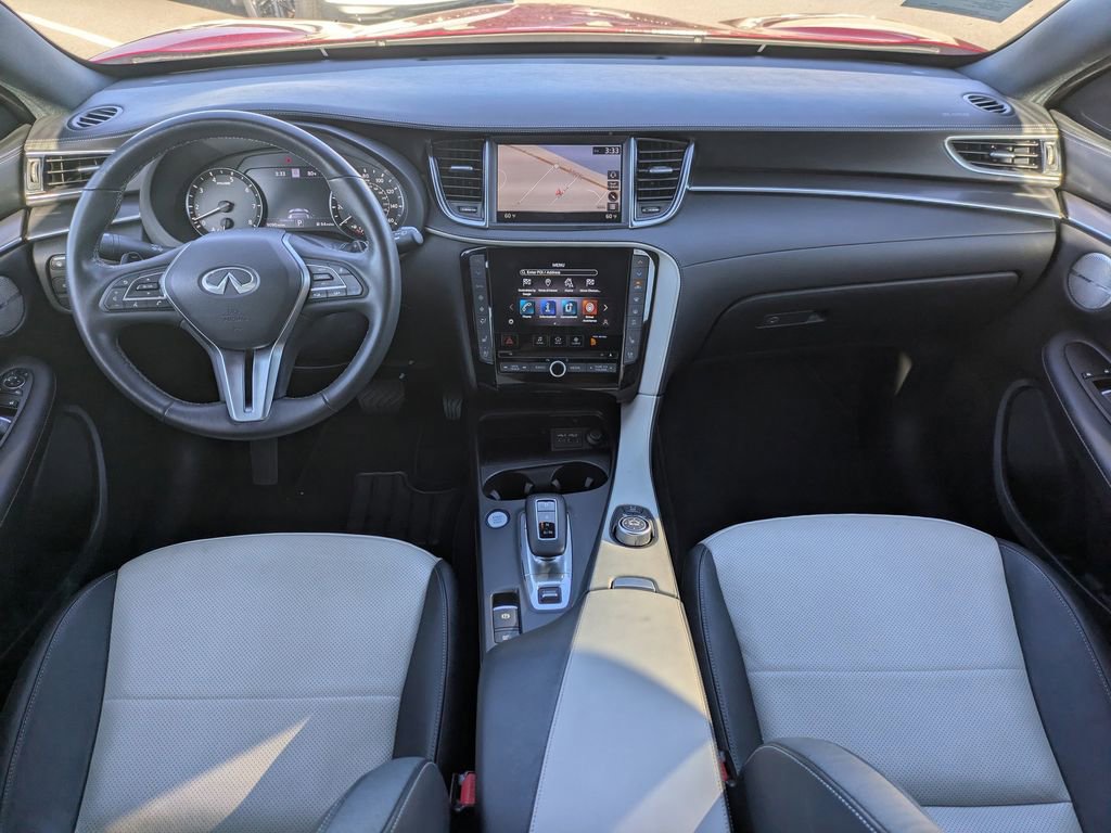 Certified 2025 INFINITI QX55 Essential image 15
