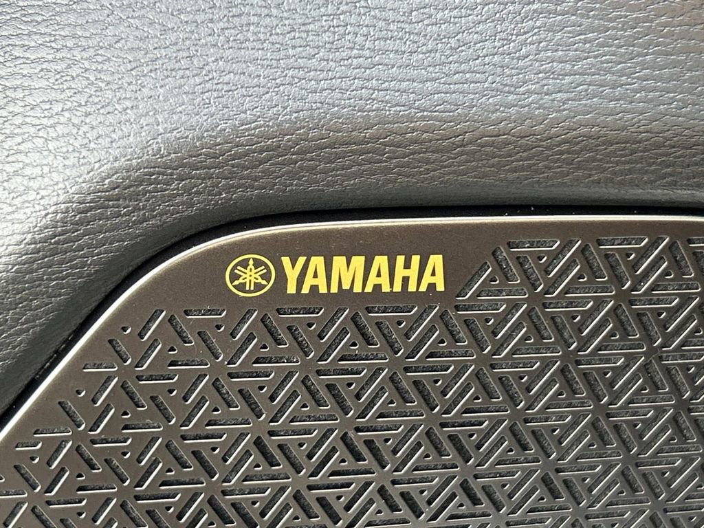 New 2026 Mitsubishi Outlander SEL image 25