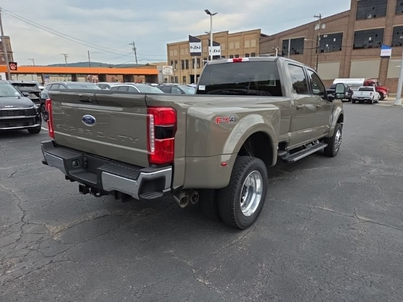 New 2026 Ford F450 Lariat w/ FX4 Off-Road Package AWD/4WD image 7