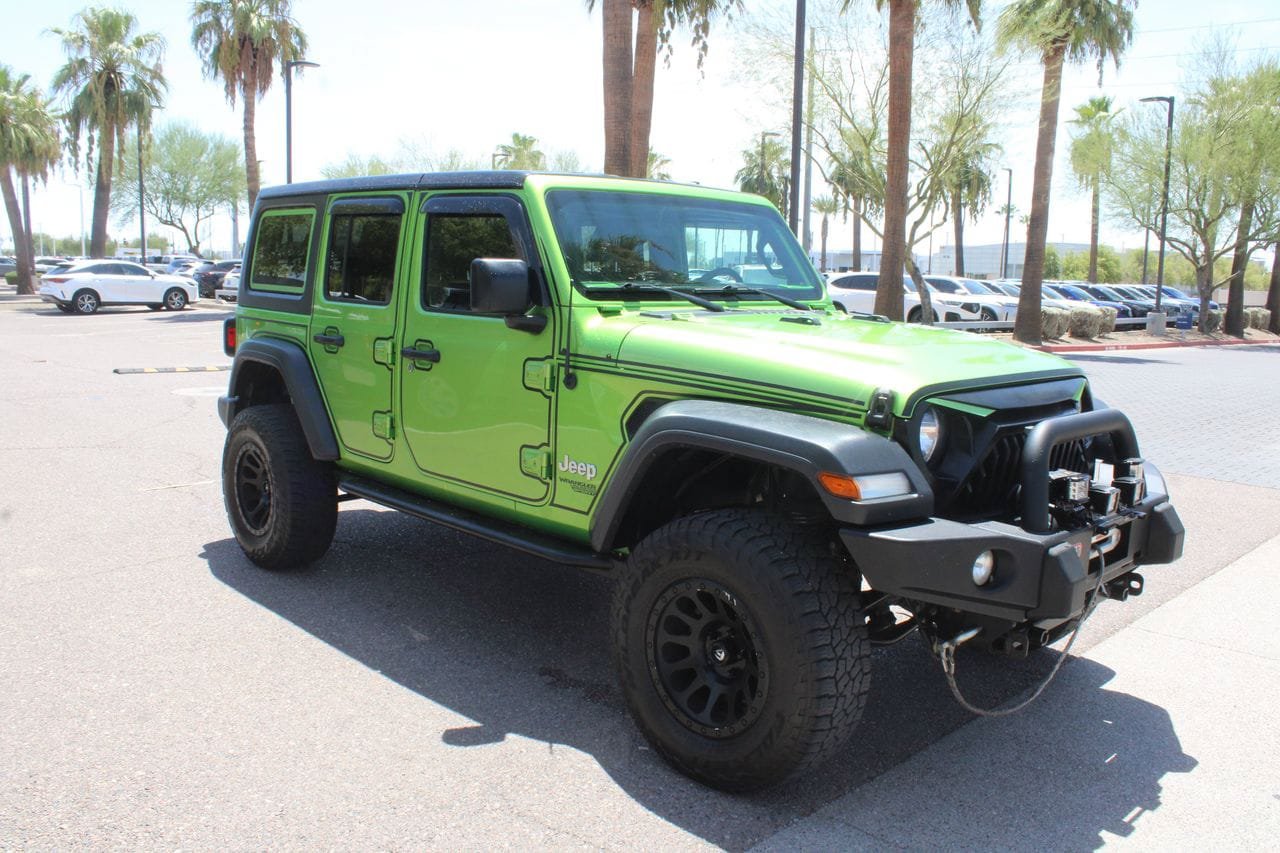 Used 2018 Jeep Wrangler Unlimited Sport S AWD/4WD image 11