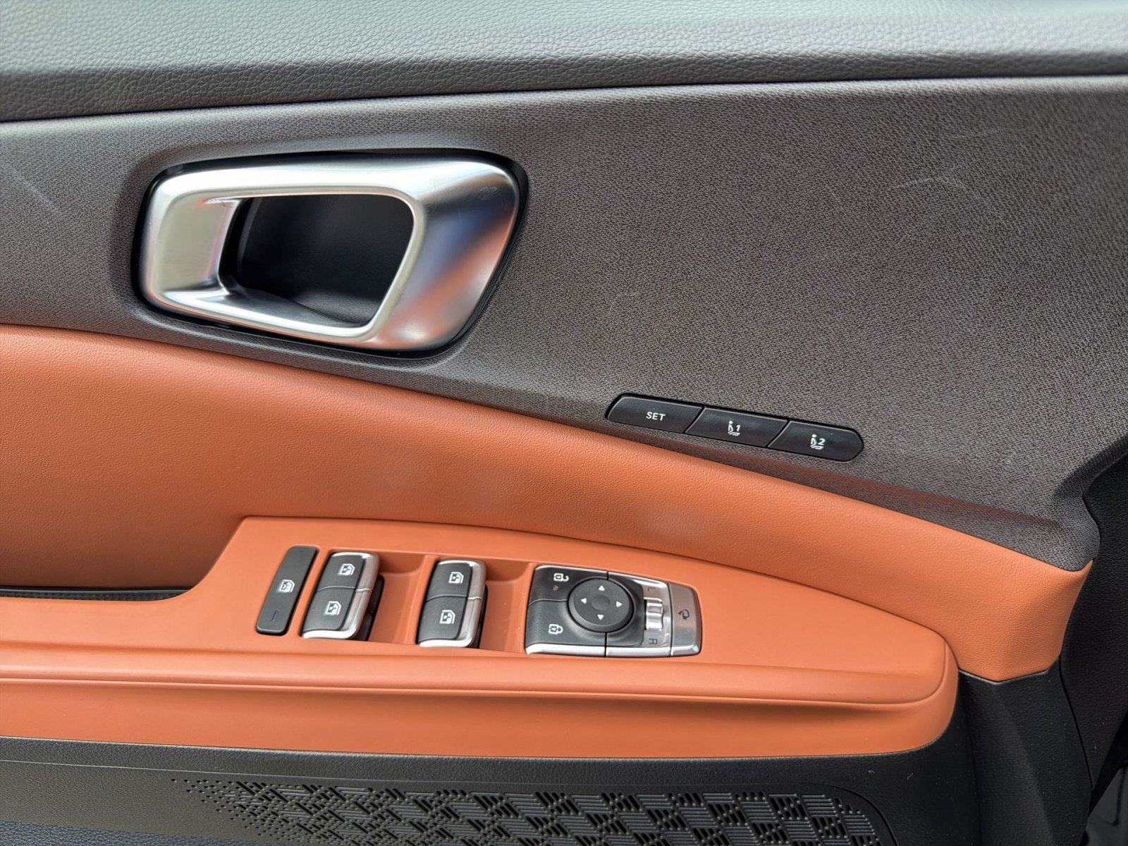 New 2026 Kia Carnival EX FWD image 37