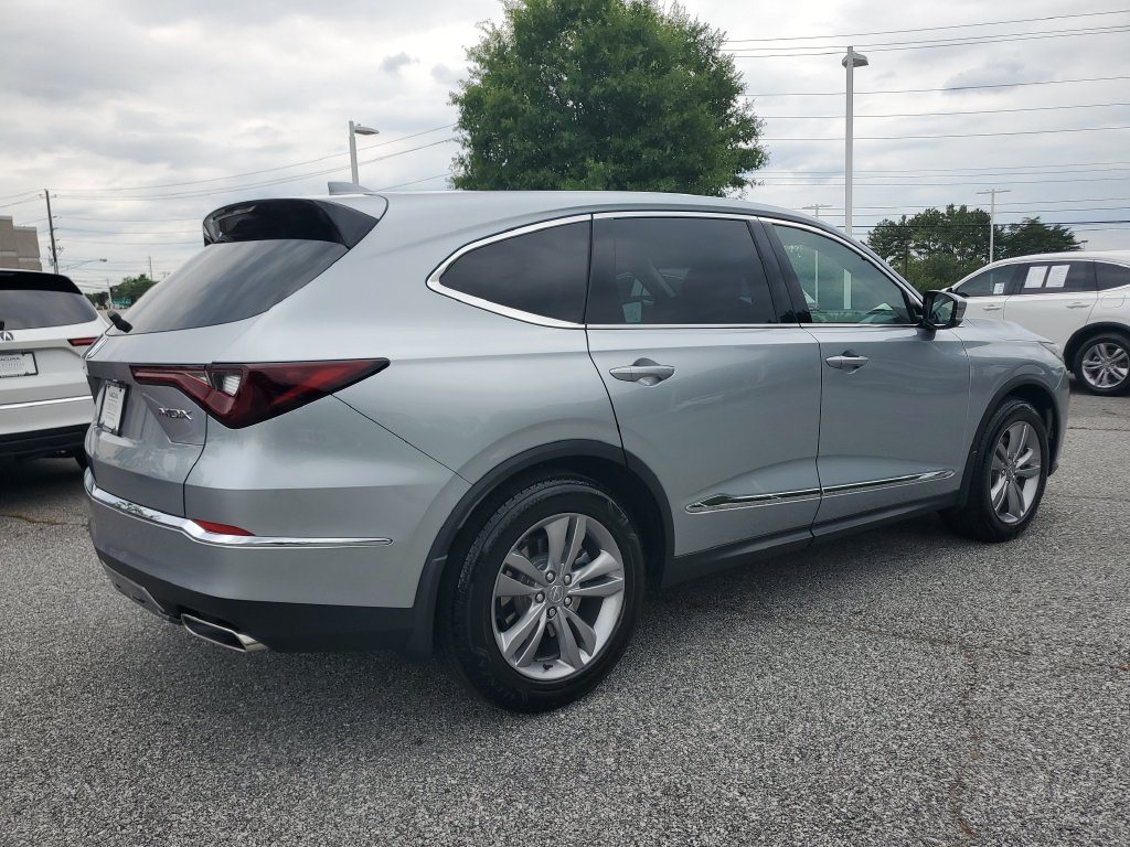 Certified 2026 Acura MDX FWD image 5