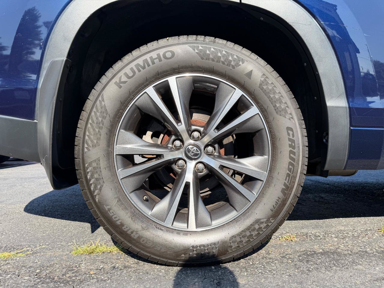 Used 2016 Toyota Highlander XLE w/ Protection Package #3 AWD/4WD image 28