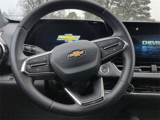 Used 2025 Chevrolet Equinox LT image 18