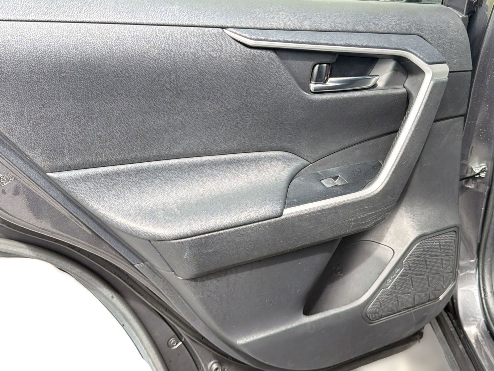 Certified 2024 Toyota RAV4 XLE FWD image 29