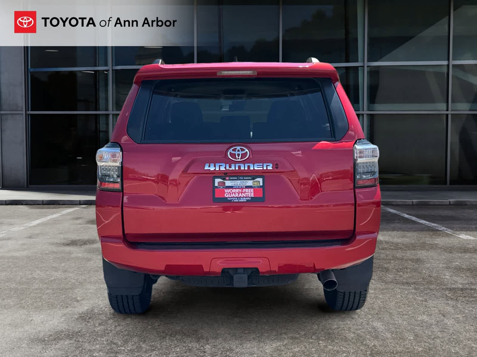 Used 2023 Toyota 4Runner SR5 AWD/4WD image 9