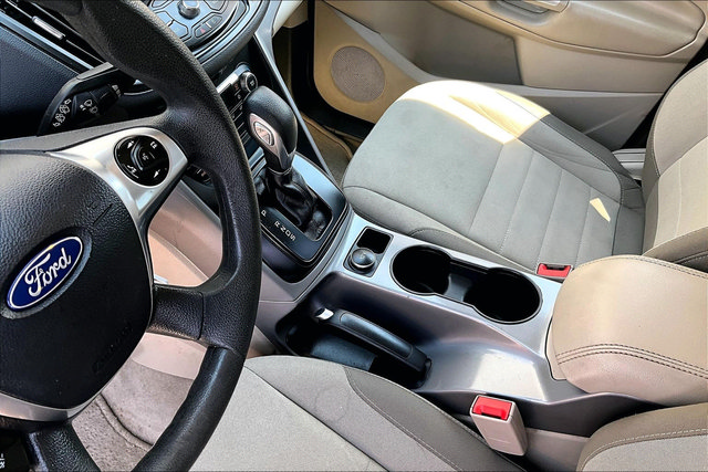 Used 2016 Ford Escape SE w/ Equipment Group 201A FWD image 26