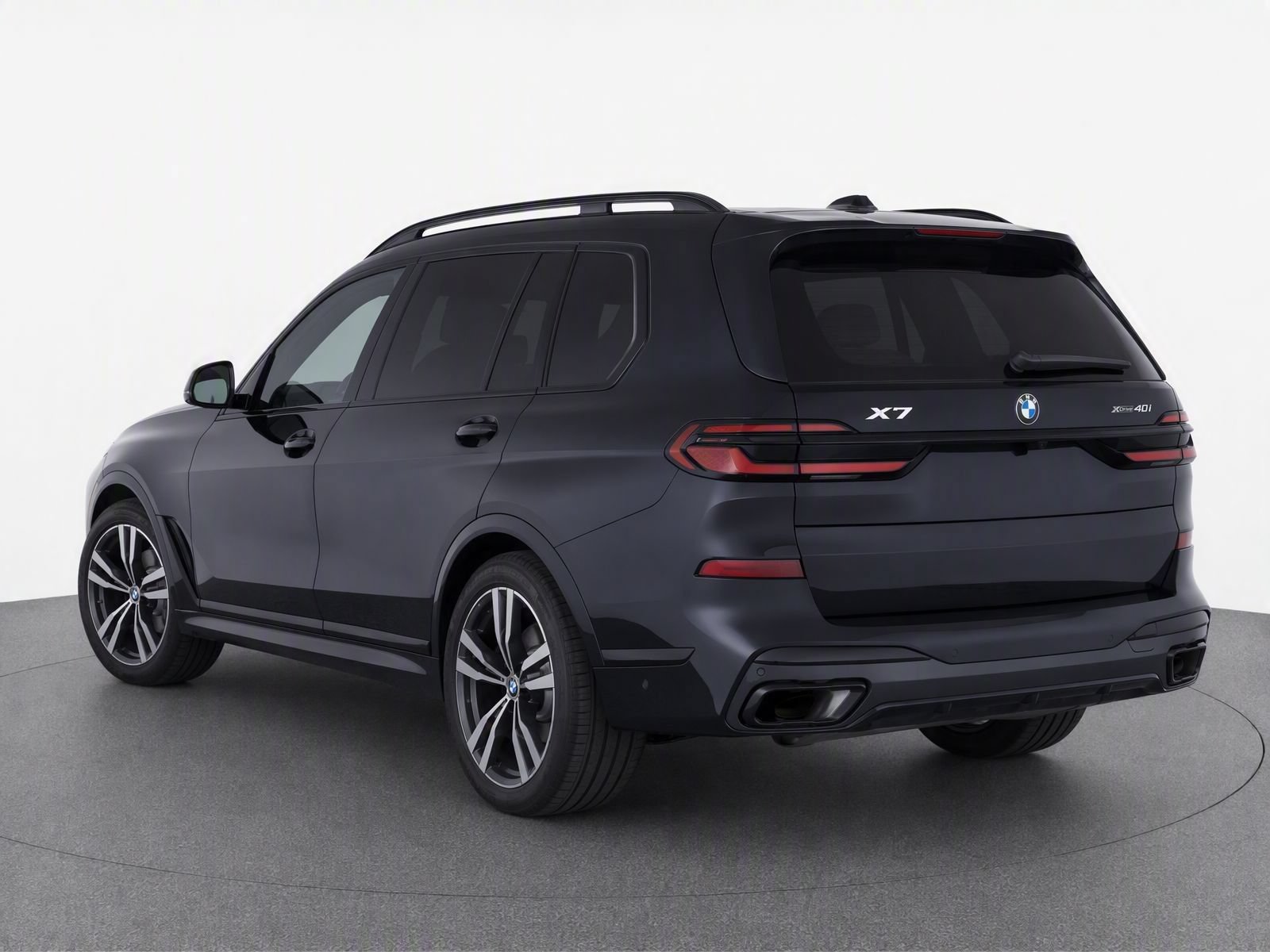 Used 2024 BMW X7 xDrive40i w/ Executive Package AWD/4WD image 7