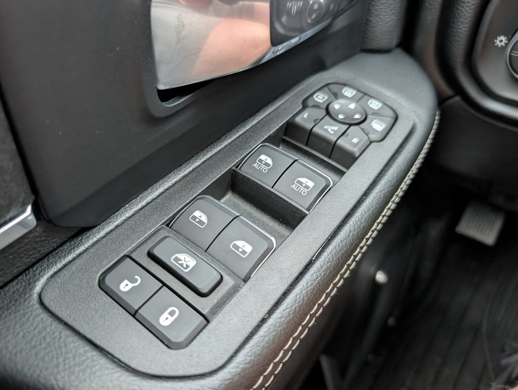 New 2026 RAM 2500 Laramie w/ Night Edition AWD/4WD image 42